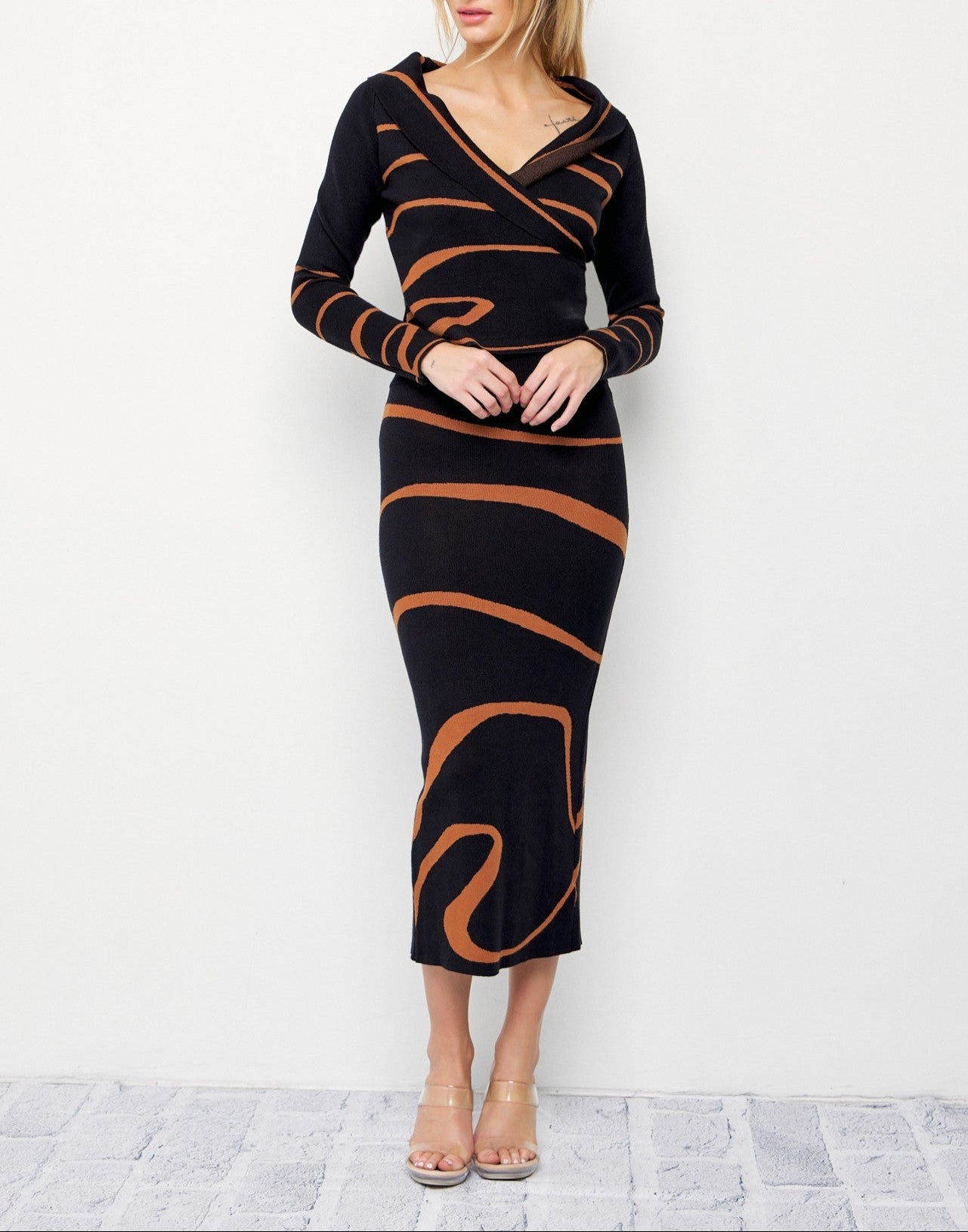Women's Knit off the shoulder midi 2pc skirt set