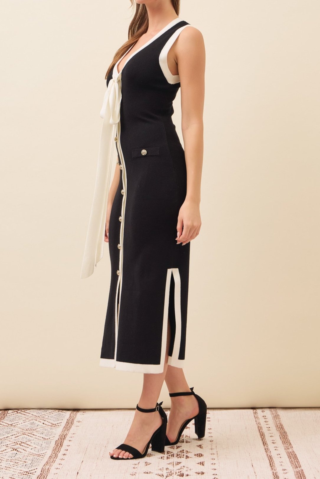 Women's Black and White Knit Midi Dress